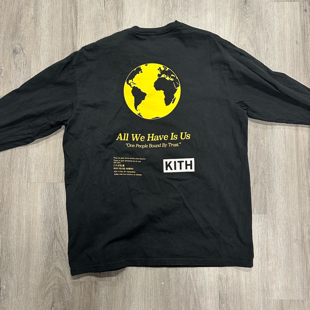 Kith Long Sleeve T-shirt.